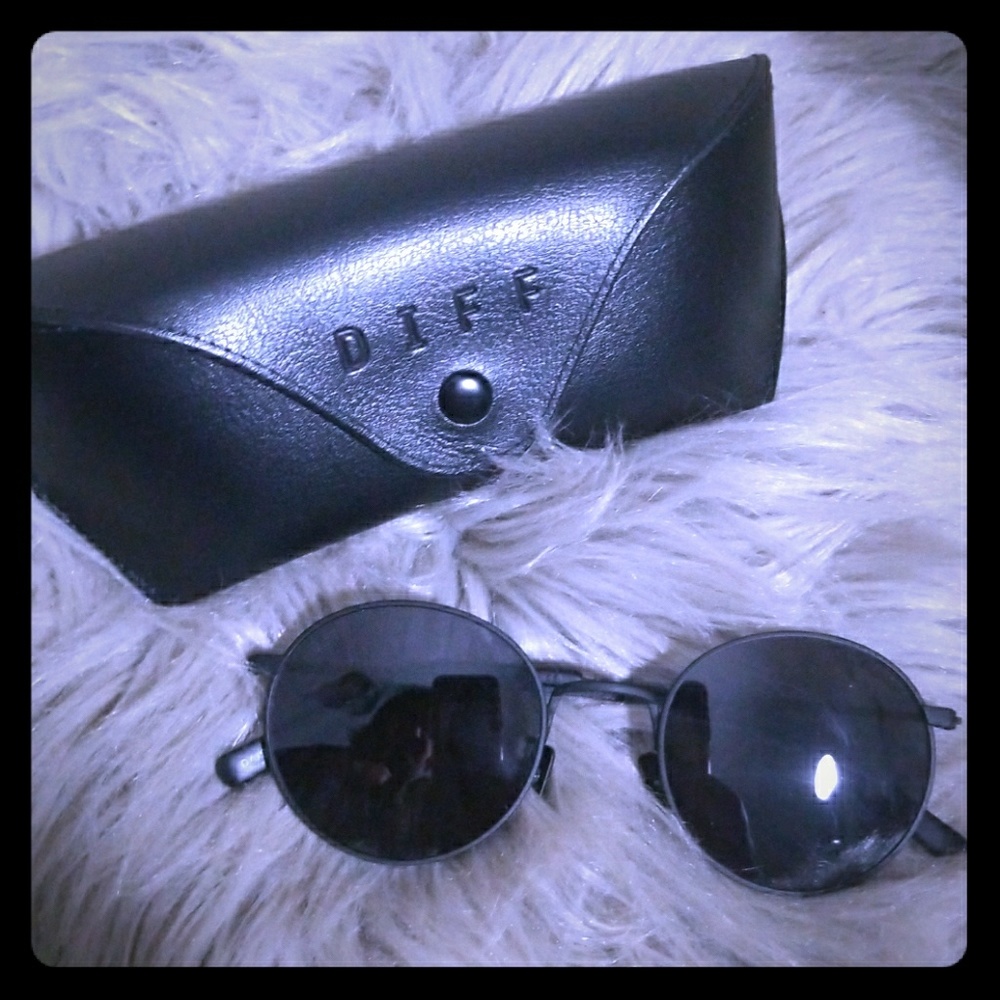 NEW DIFF Eyewear 😎